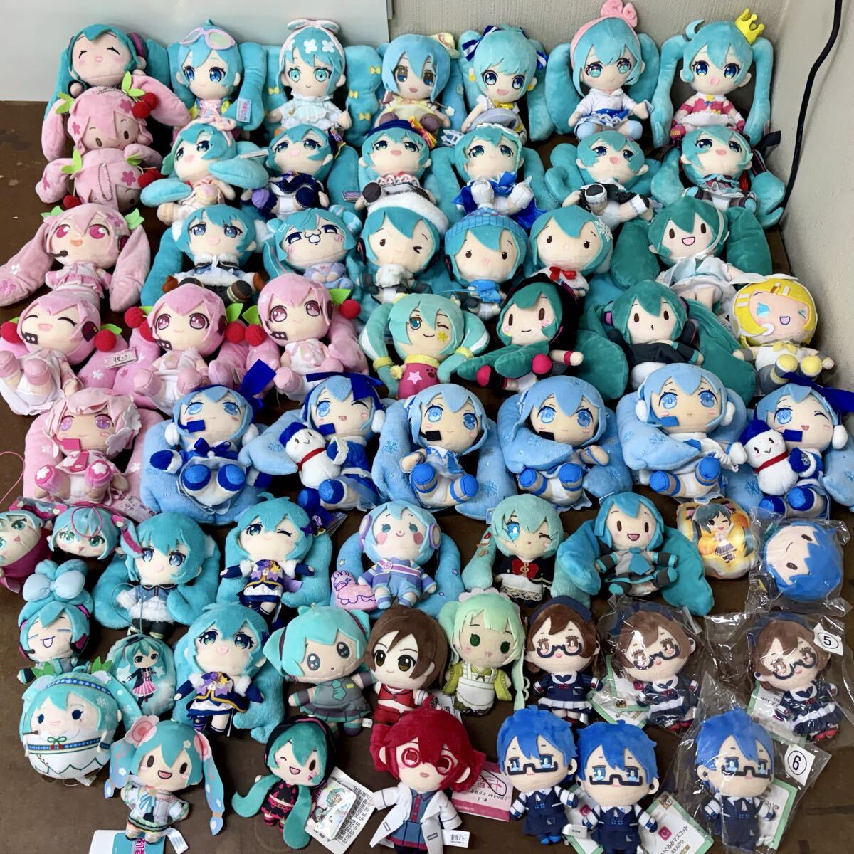 ☆○ セガ メガジャンボふわふわぬいぐるみ 初音ミク メイドVer. 鏡音
