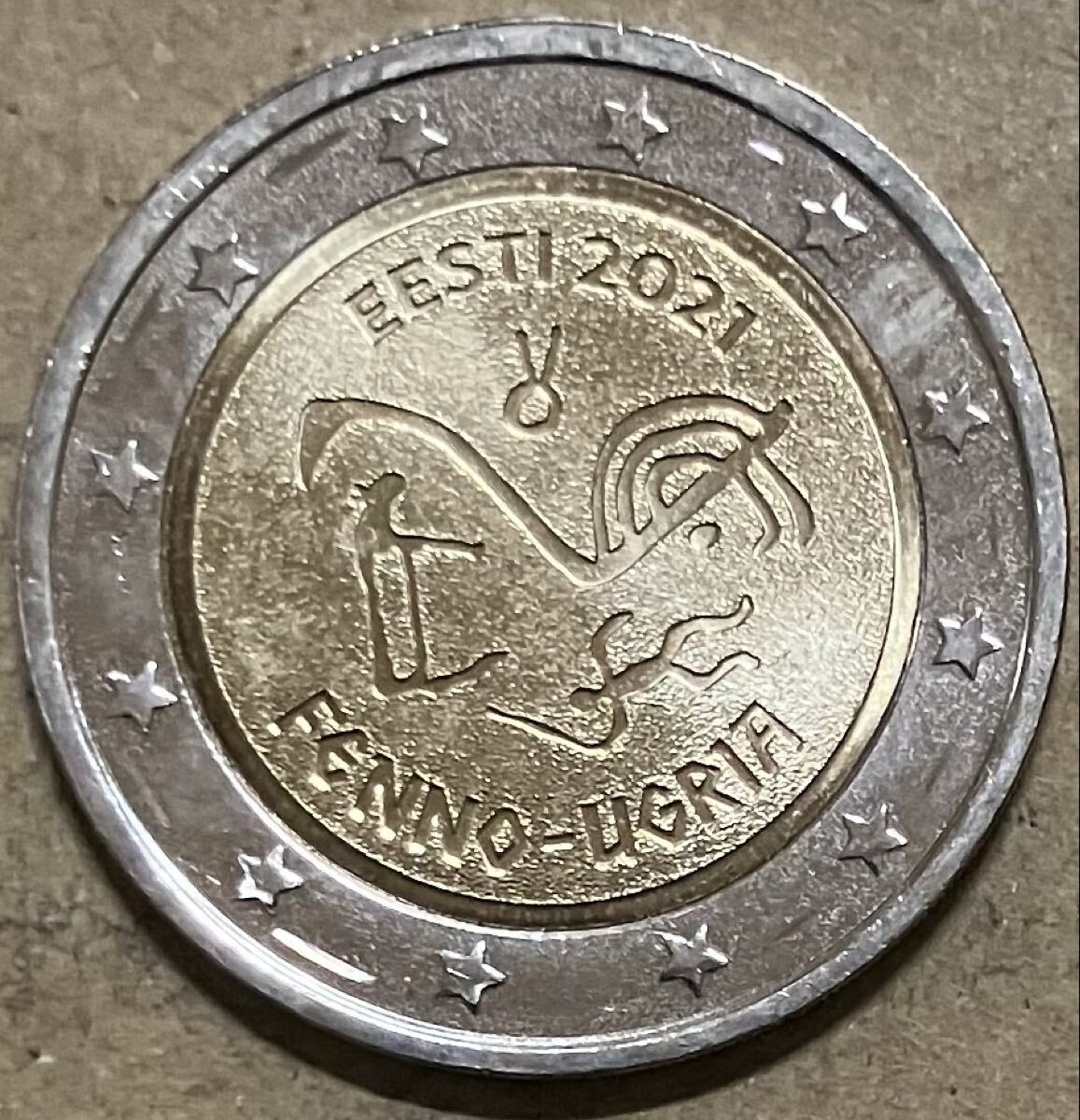 傷や汚れあり】タイ王国 10バーツ(10 THB)バイメタル貨 発行：2018