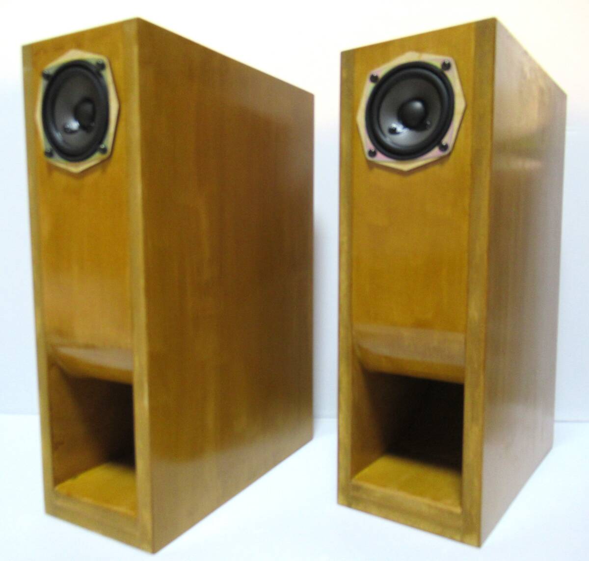 中古】FOSTEX 20cmフルレンジユニット FE206S バックロードホーン型