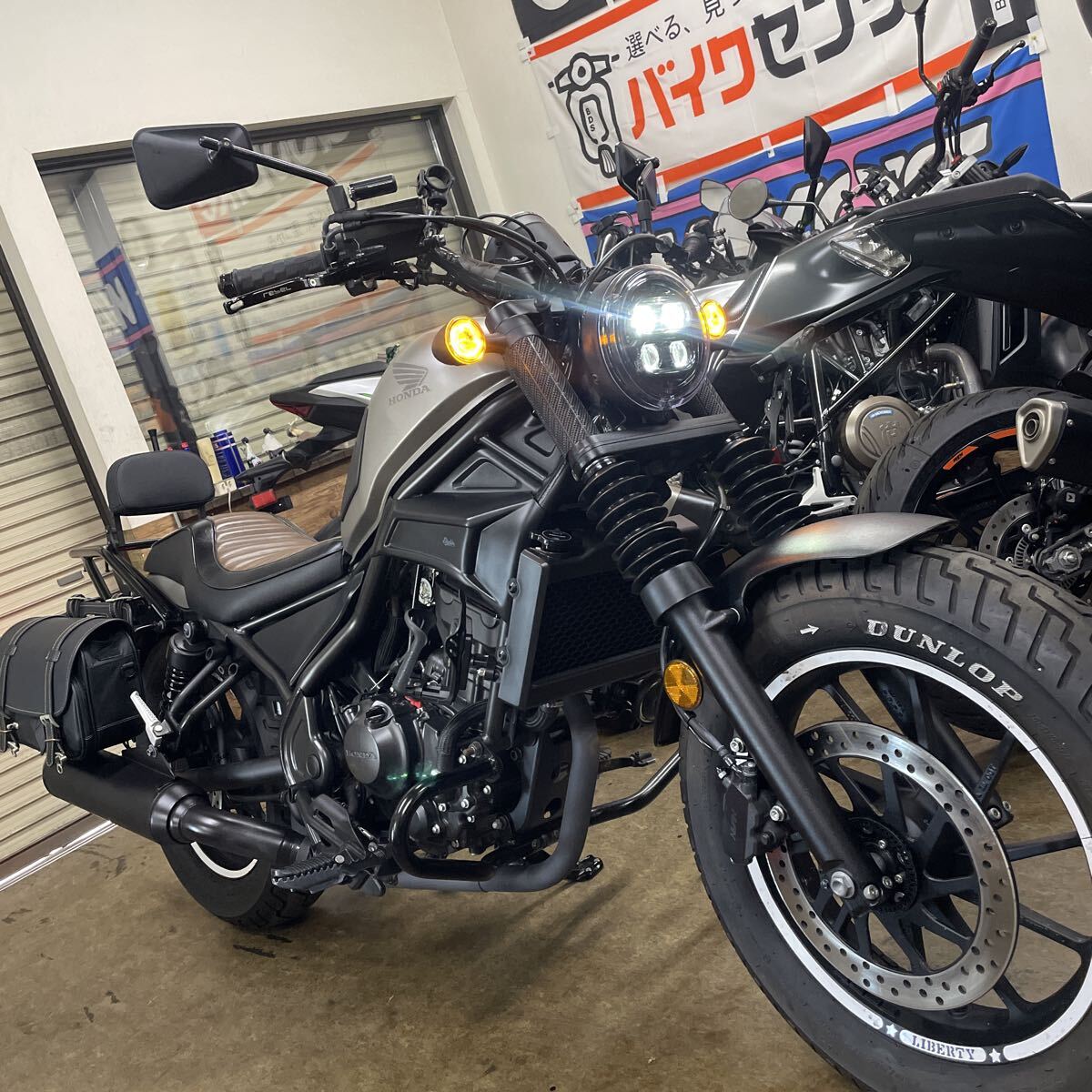 ZX-7R希少シルバー絶版パーツ＆カスタム多数・検H30.8迄お買い得 ZX