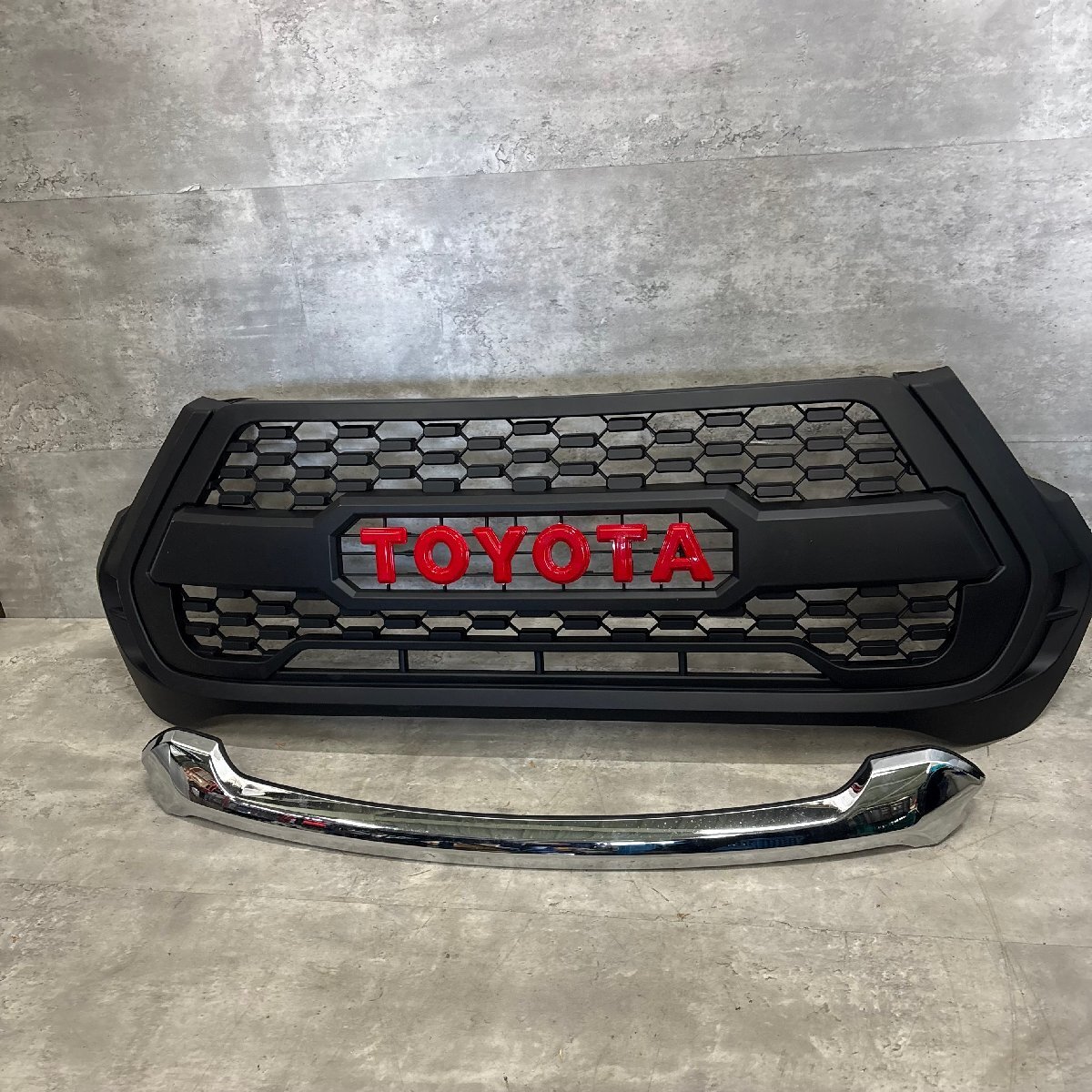 やや傷や汚れあり】トヨタ純正 GUN125 ハイラックス GRスポーツ