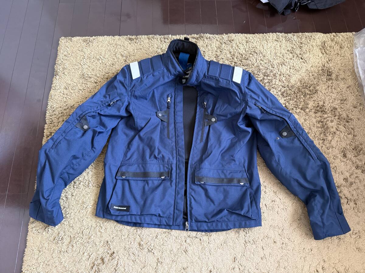 美品 BMW Motorrad Tokyo Jacket サイズS※L相当 肩、肘パット付