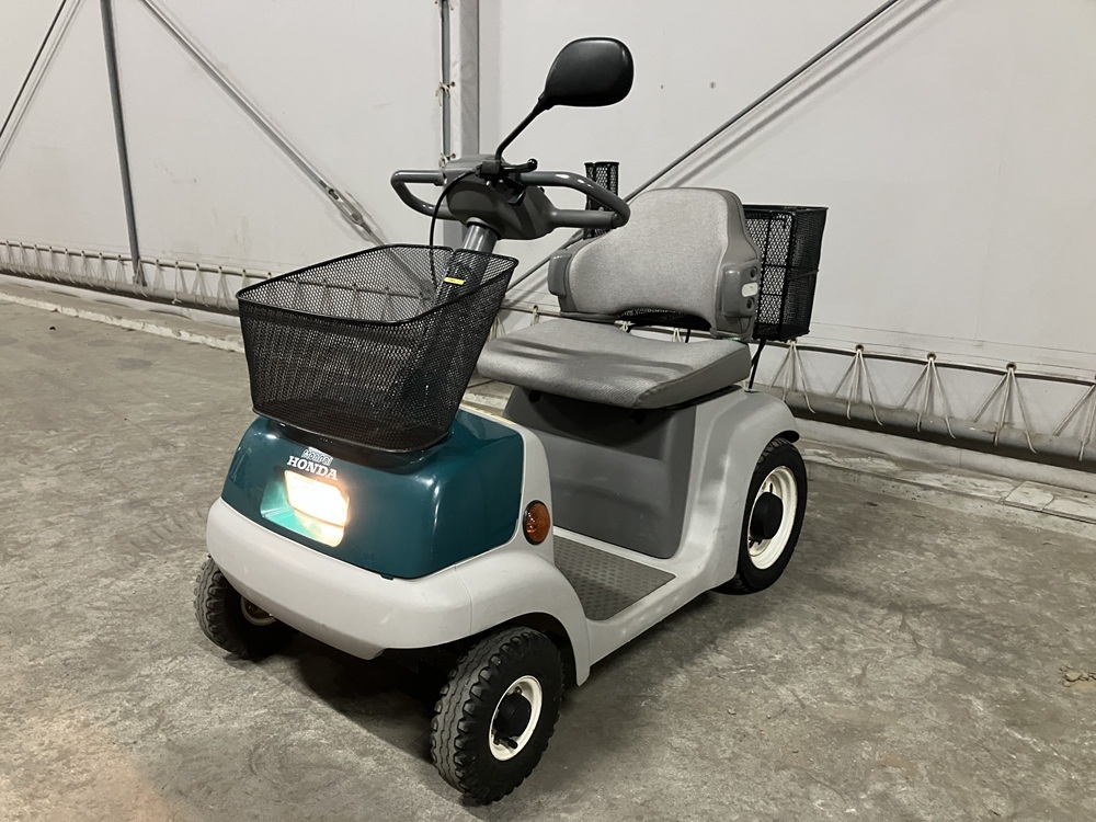宮城県発 ホンダ モンパル ML100 セニアカー 走行/充電OK 動作OK 中古