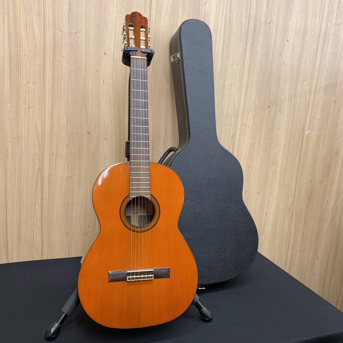 F.HIMENES Modelo 400 美しいヘッド彫刻入りクラシックギターの落札