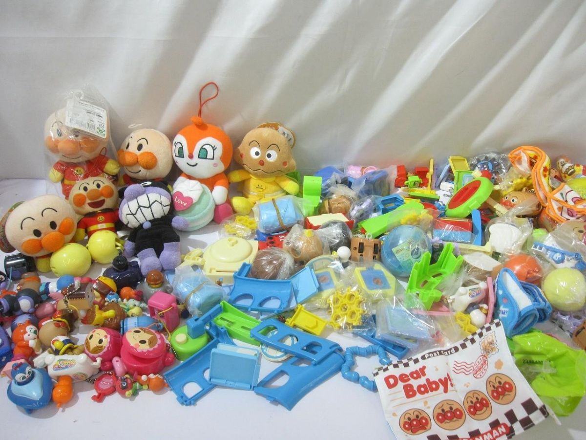 中古】映画ビデオ「アンパンマン みんな集まれ！アンパンマンワールド