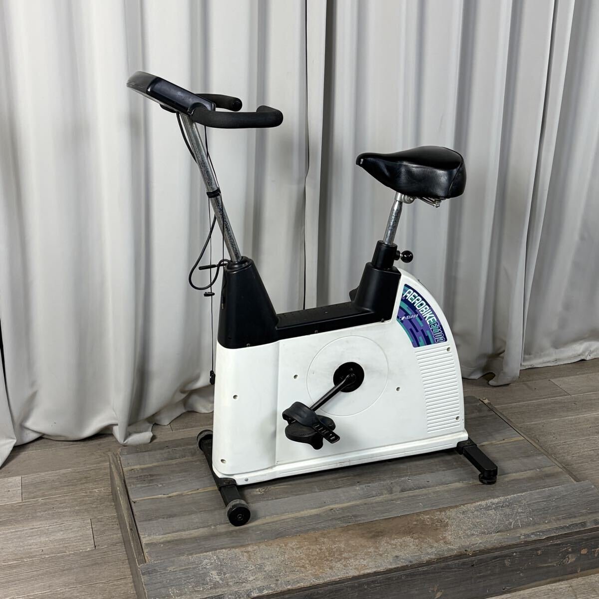 丸2買取本舗 W : 昭和レトロ COMBI コンビ AEROBIKE EX80 エアロ