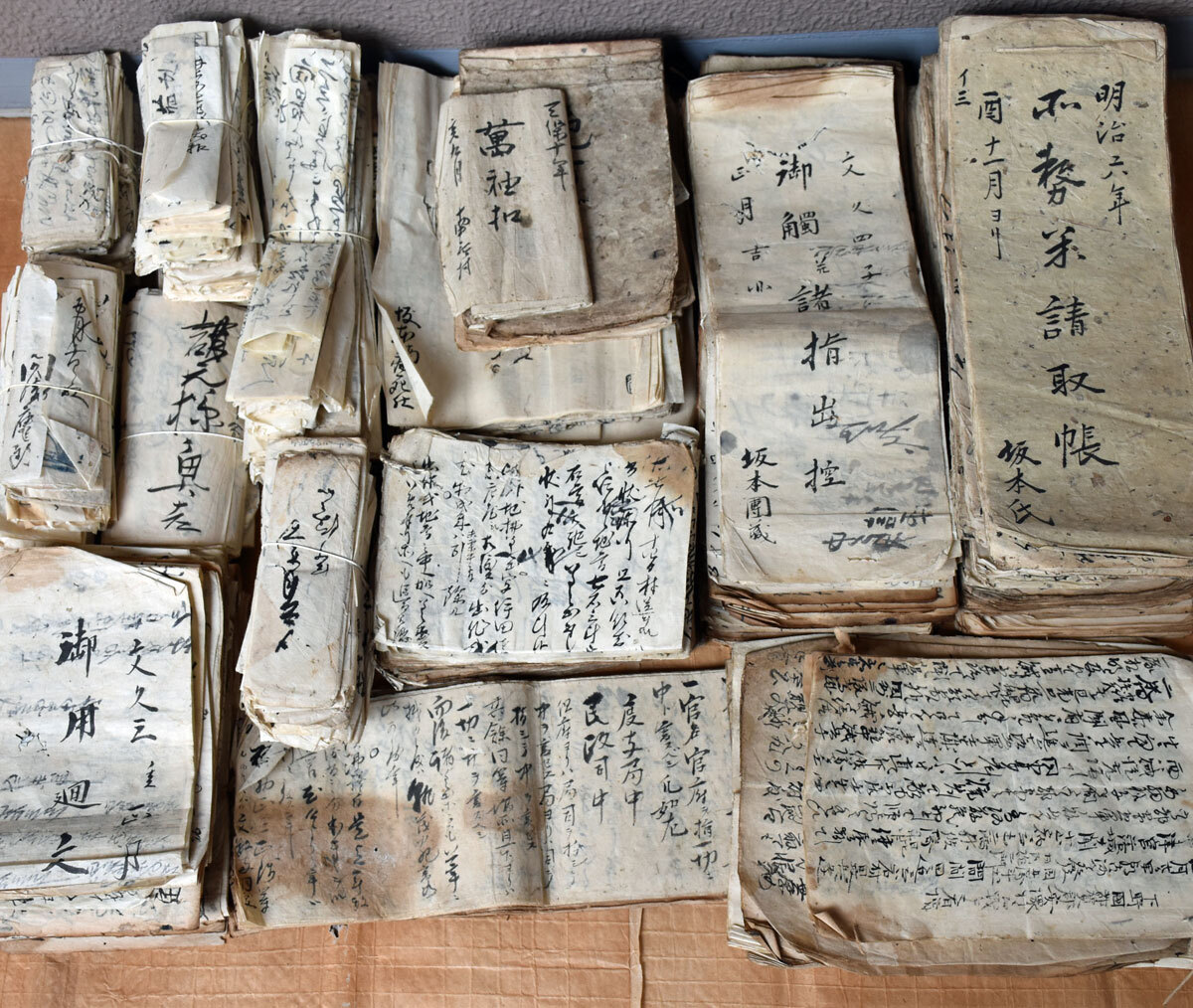 戊辰戦争 『 会津追討 官軍の錦裂 佐賀藩士所有 』 大総督府 肩印 古
