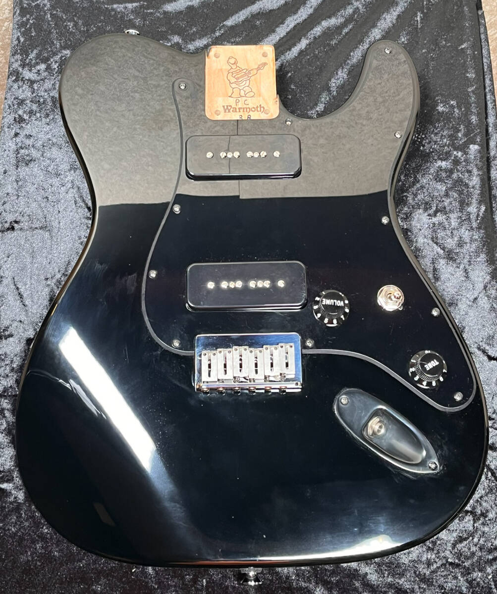 ○ STR GUITARS X-419 REPLACEMENT BASS BRIDGE DEVISER ディバイザー