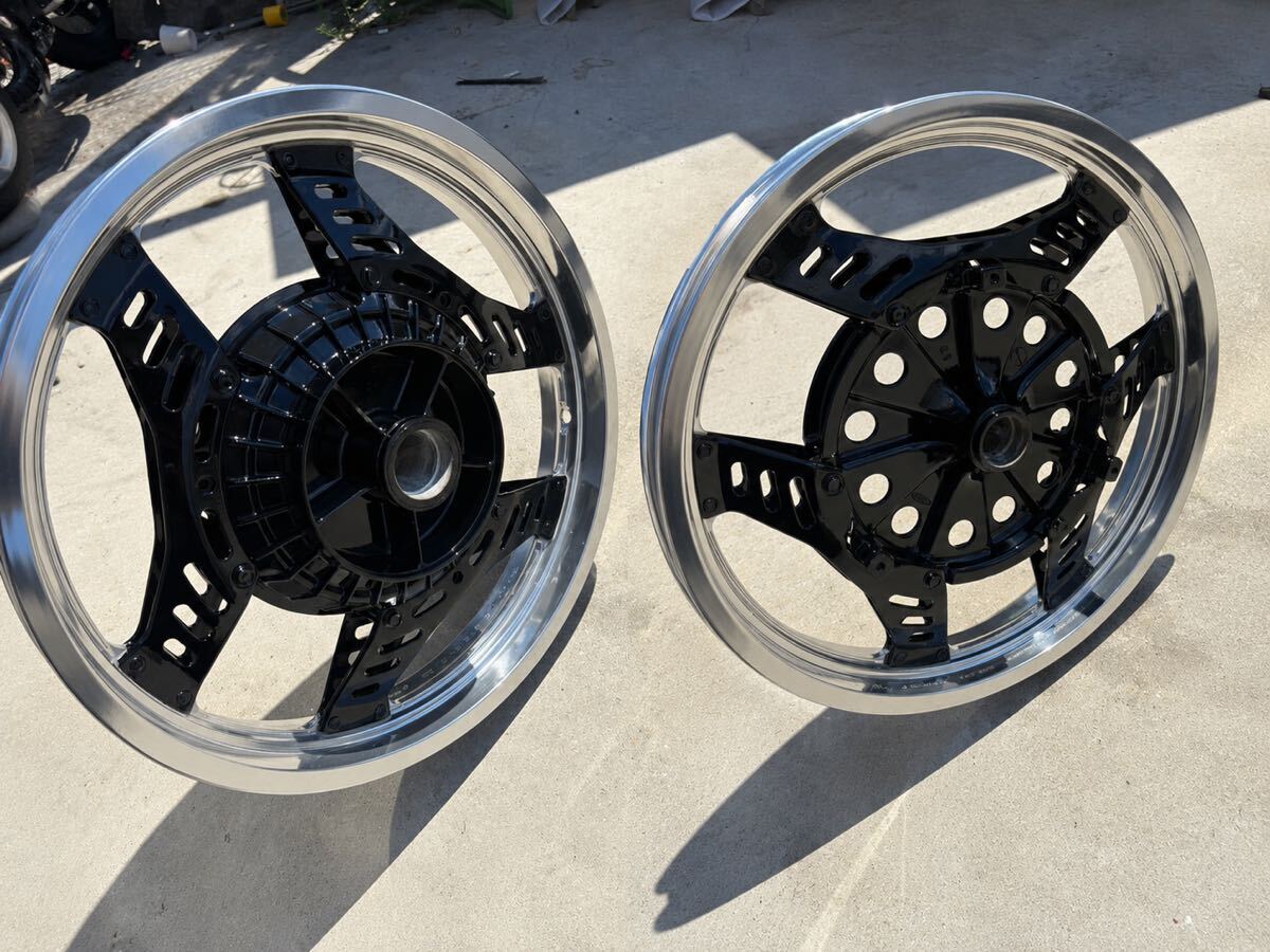 s*a様 CBX550F フロントホイール 400にもボルトオン!! CBX550F フロント足回りセット ダブルインボード