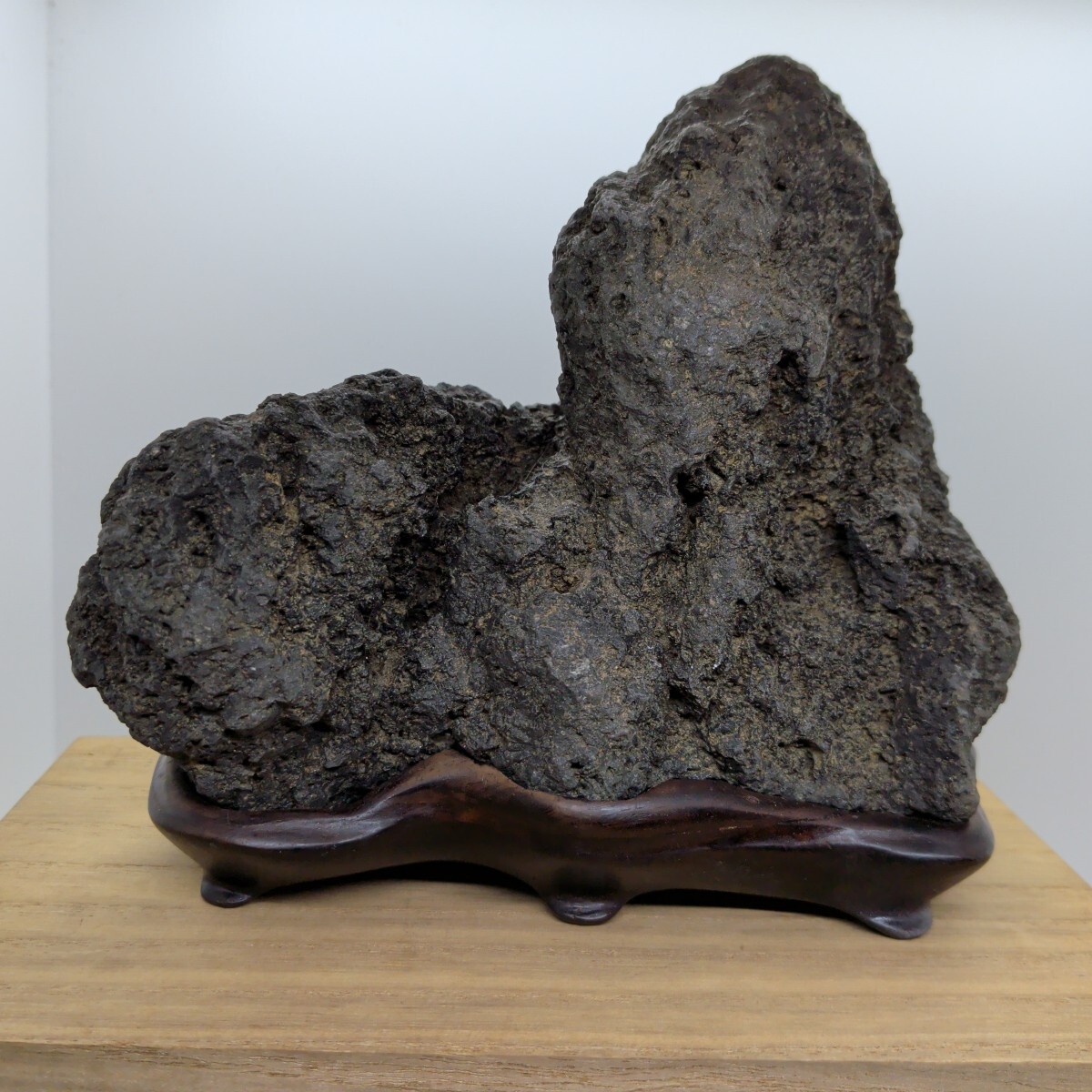中古】水府散人旧蔵石 桐箱付 【白川薄井家正志鑑蔵】印 八瀬産 加茂川