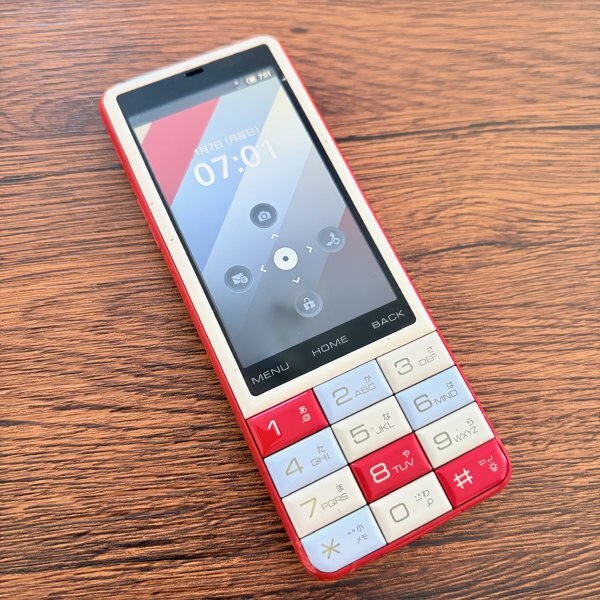 中古】B4010▽ au KDDI 初代 INFOBAR ニシキゴイ 赤 本体 ケータイ