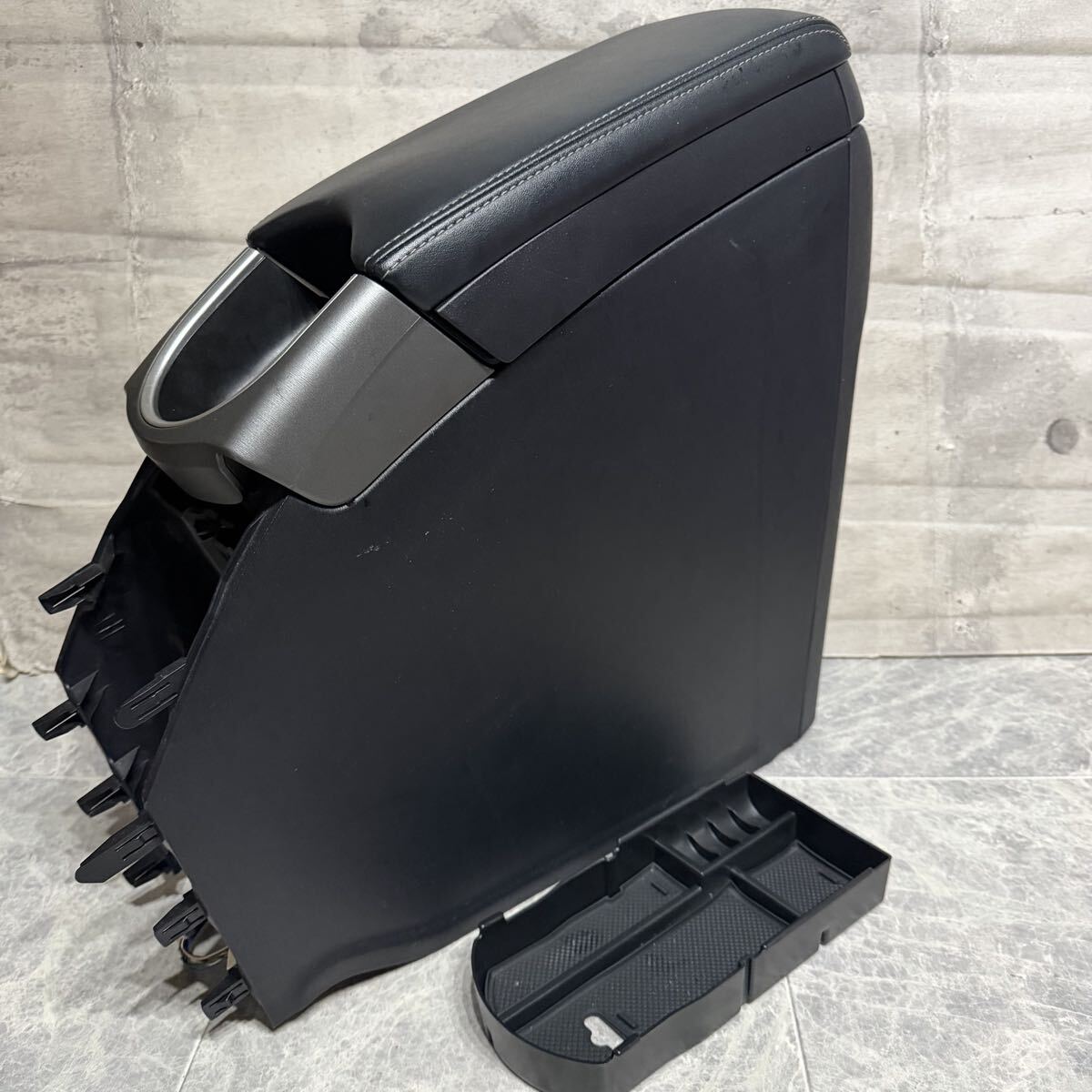 ダイハツ ムーヴ L150S 純正 オプション センターコンソールボックス