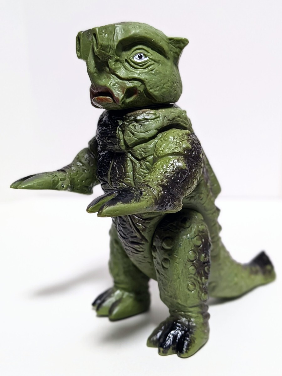 中古】M1号 ウルトラマン マスク 1/2 ソフビ ブロンズカラー 佐々木明