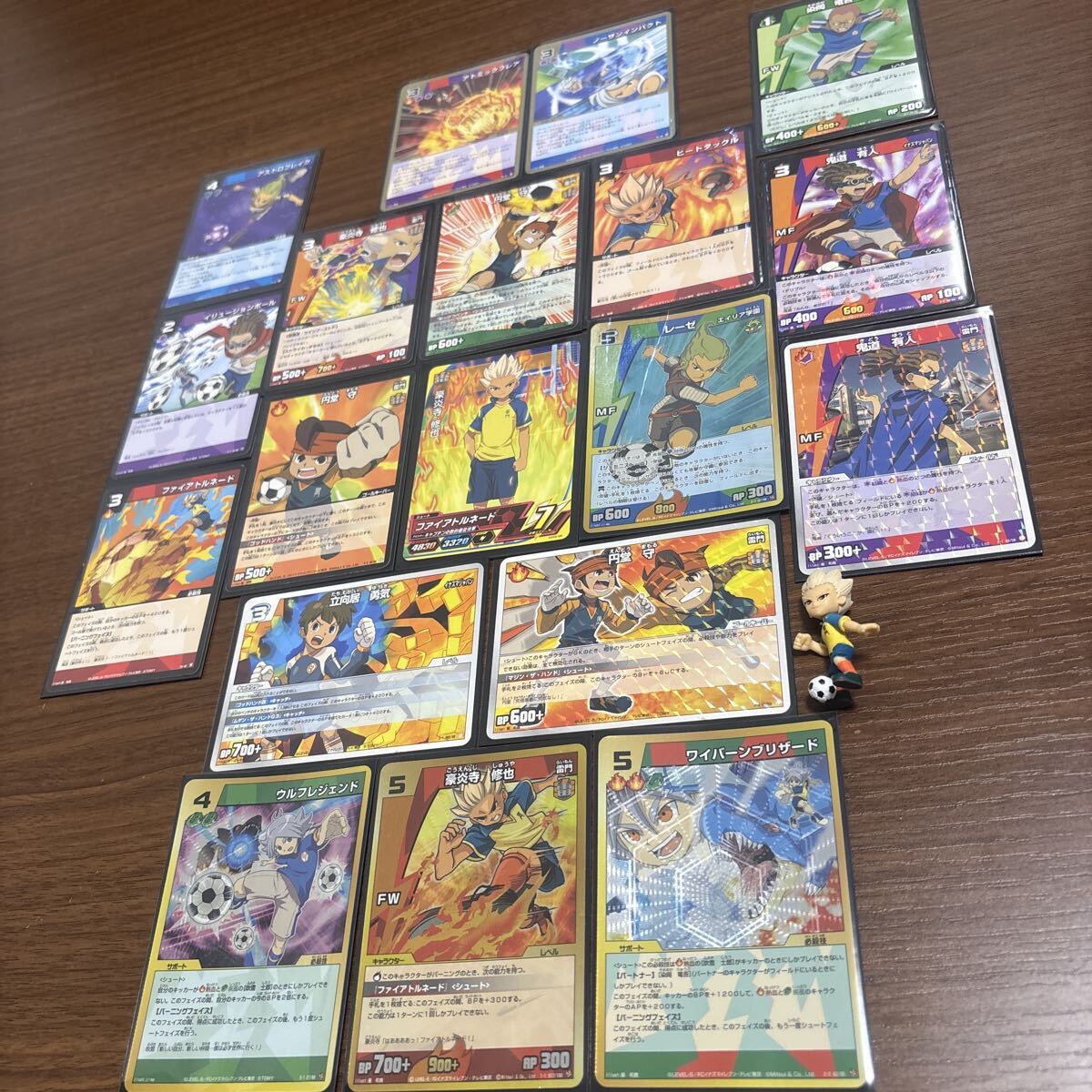 イナズマイレブン】HMV限定ペア缶バッジ他 5点セット【A】鬼道有人