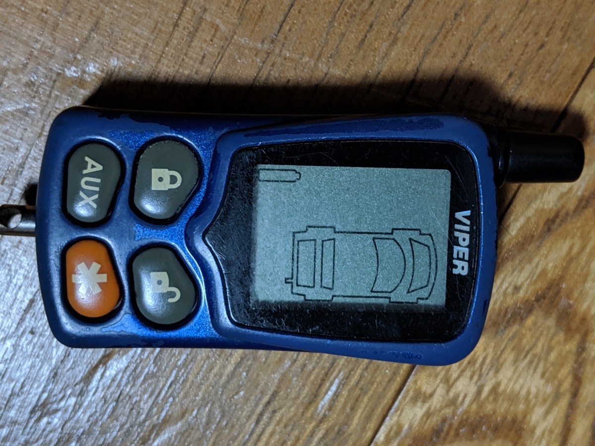 JB23 ジムニー エンジンスターター 取り付け簡単？ MTにも viper