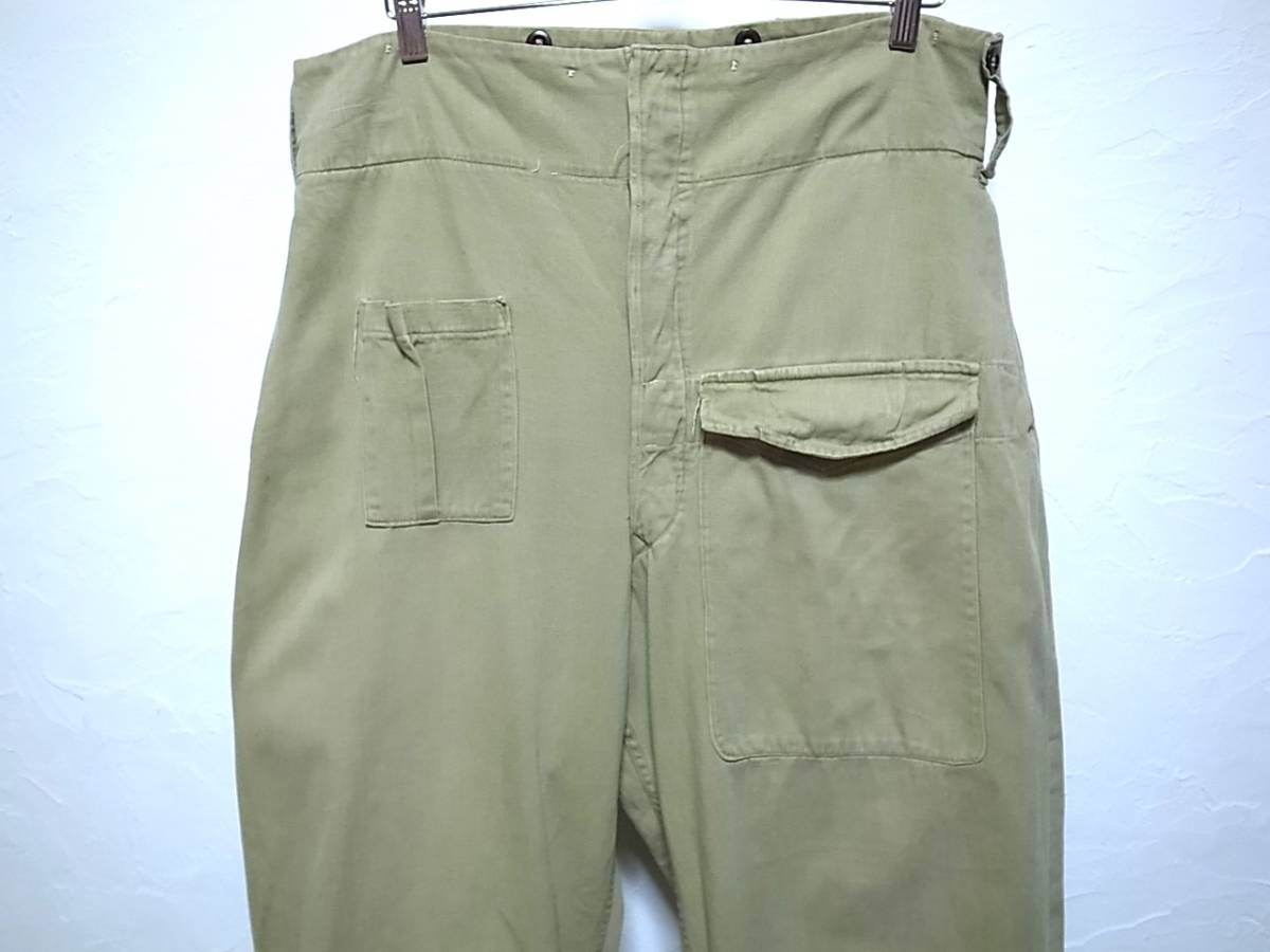 オーストラリア軍　グルカパンツ size 2 金ボタン　ビンテージ オーストラリア軍 グルカパンツ size 2 金ボタン ビンテージ Deadstock