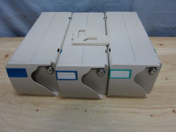 2285 Kokuyo コクヨ フロッピーディスク ケース Edc 853m 3個 の落札情報詳細 ヤフオク落札価格情報 オークフリー スマートフォン版