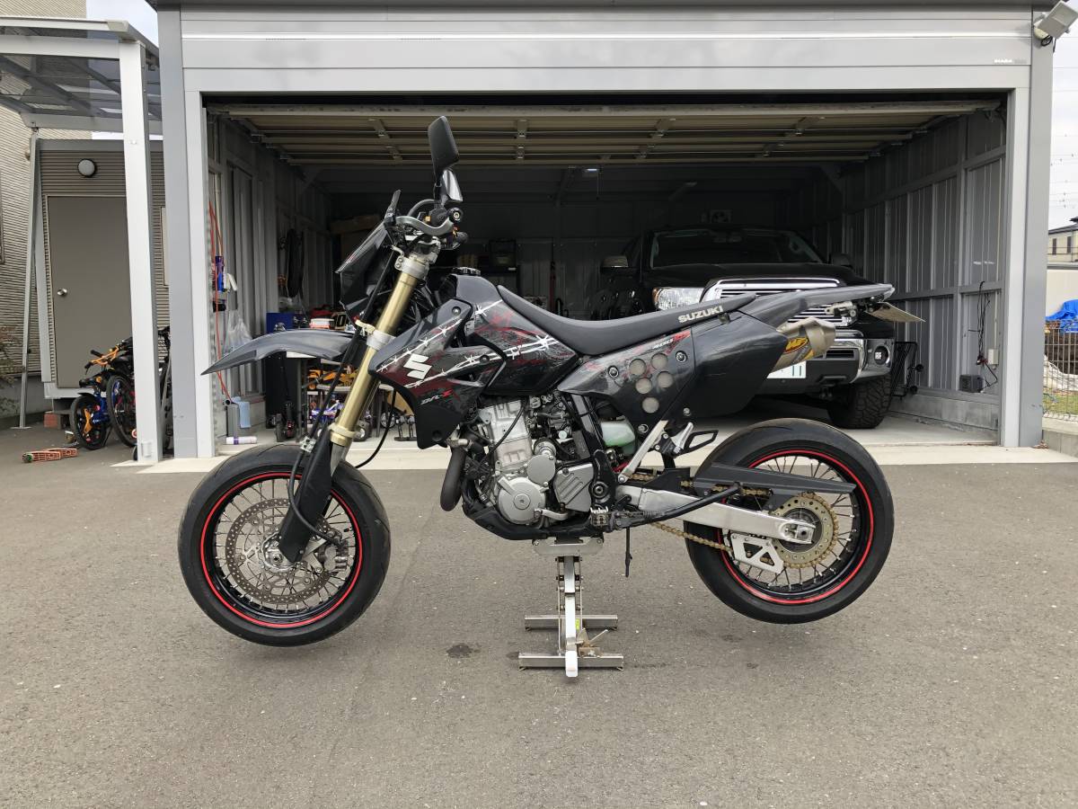 売切 1円スタート スズキ Dr Z400sm モタード 格安 引取歓迎 現車確認歓迎 ノーマルパーツ有 の落札情報詳細 ヤフオク落札価格情報 オークフリー スマートフォン版