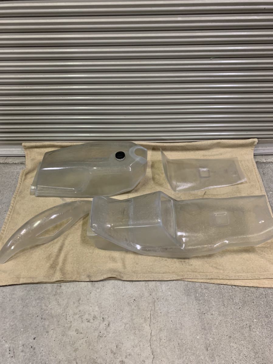新品】汎用 FRP 透明外装 タンク シングルシート カフェ (検)セレクト