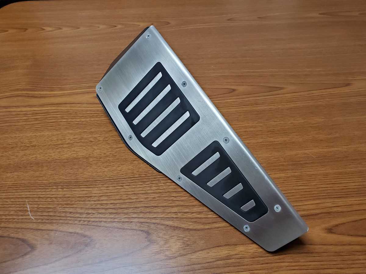 VW純正 ゴルフ7用 純正フットレスト（J5G VC1 A01） VW純正 ゴルフ7用 純正