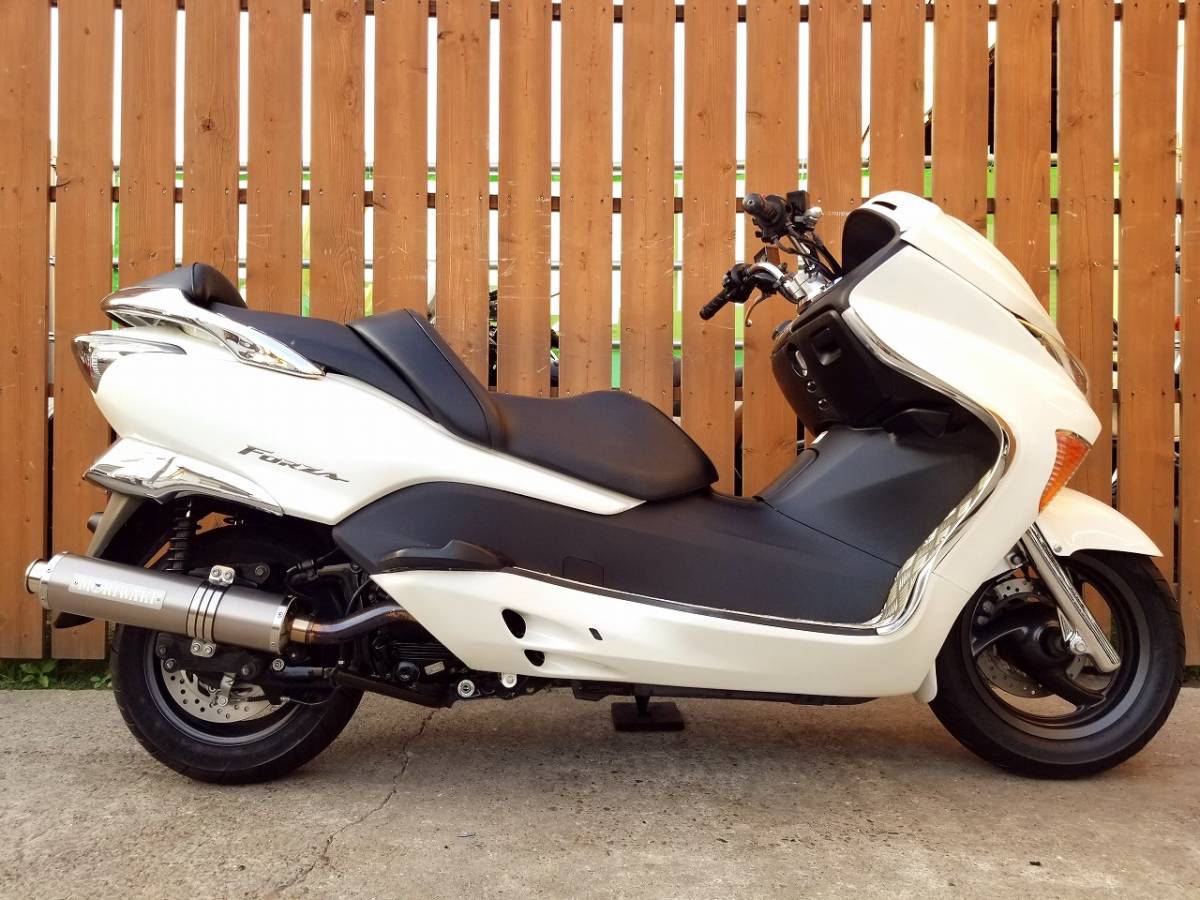 フォルツァZ mf08 白カスタム売ります 愛知より