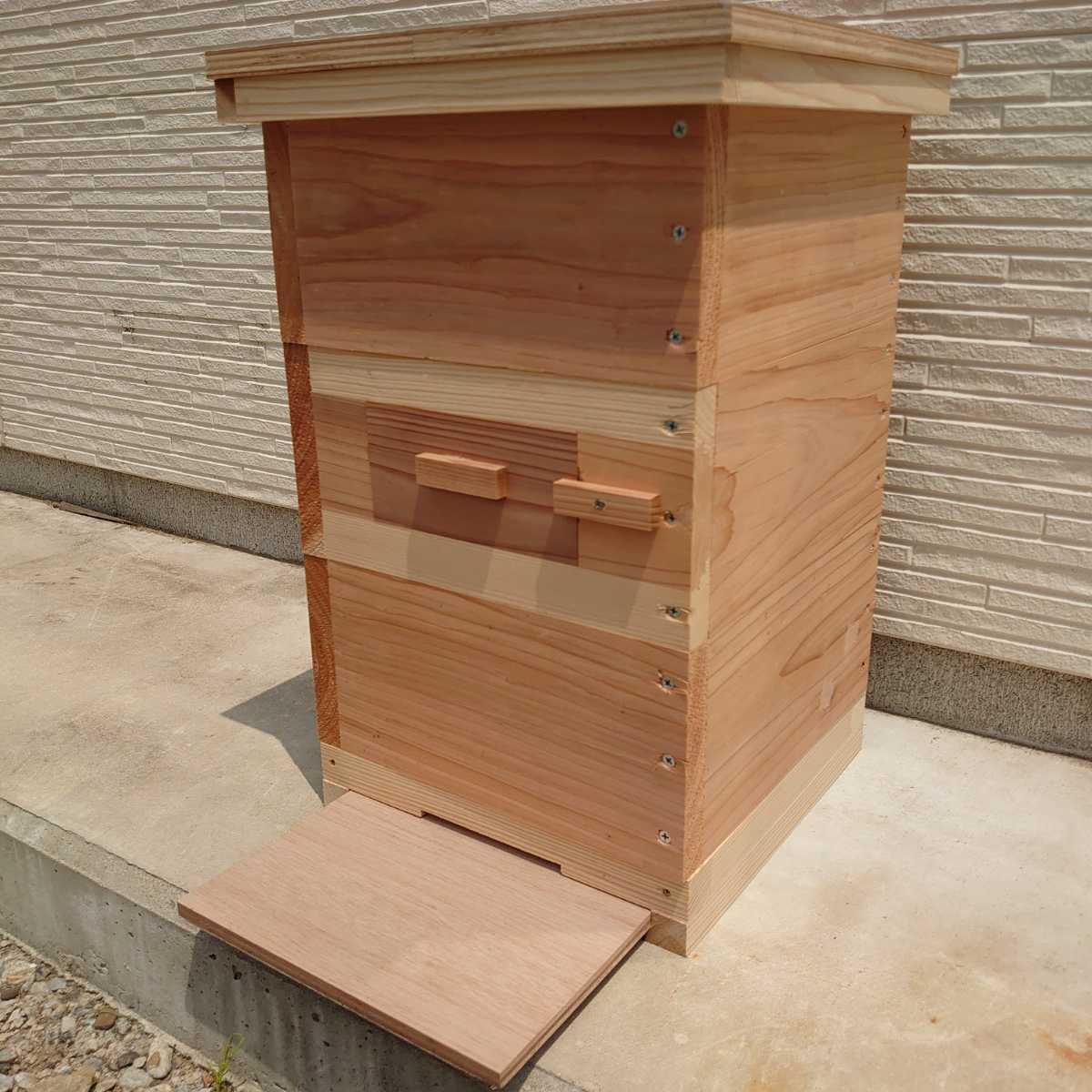 観察用窓付き、サイドドア開閉式、日本蜜蜂巣箱、日本ミツバチ巣箱