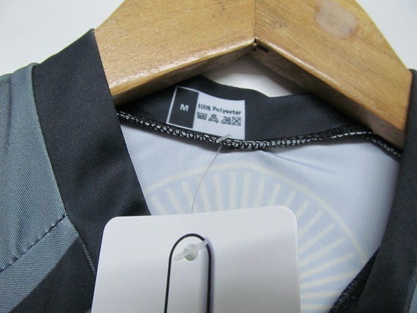 中古 未使用 Dosnoventa ドスノベンタ サイクルジャージ ワンピース レディース M 灰 B の落札情報詳細 ヤフオク落札価格情報 オークフリー スマートフォン版