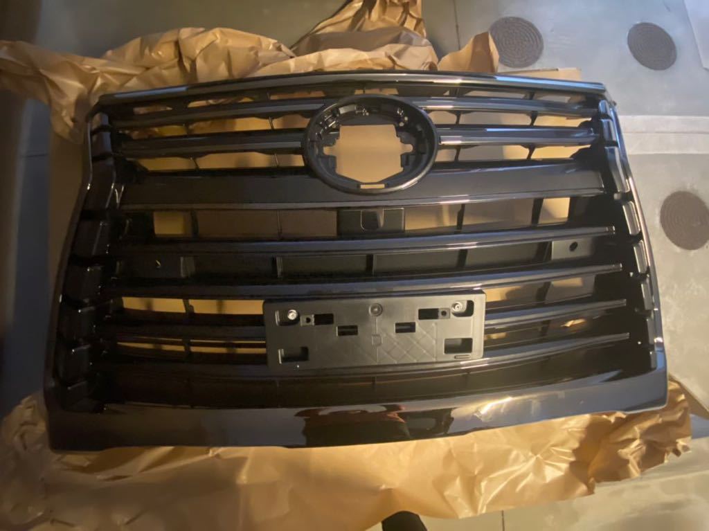 レクサスLX570ブラックシークエンスフロントグリル レクサスLX570ブラックシークエンスフロントグリル