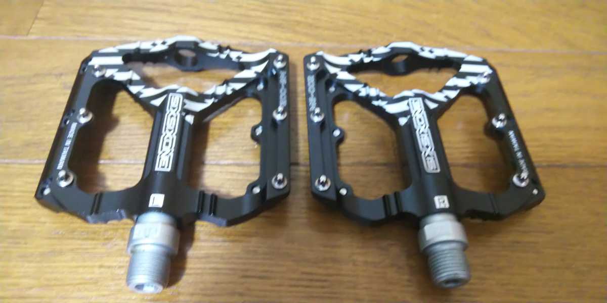 新品未使用品sixsixone シックスシックスワン 661 フラット