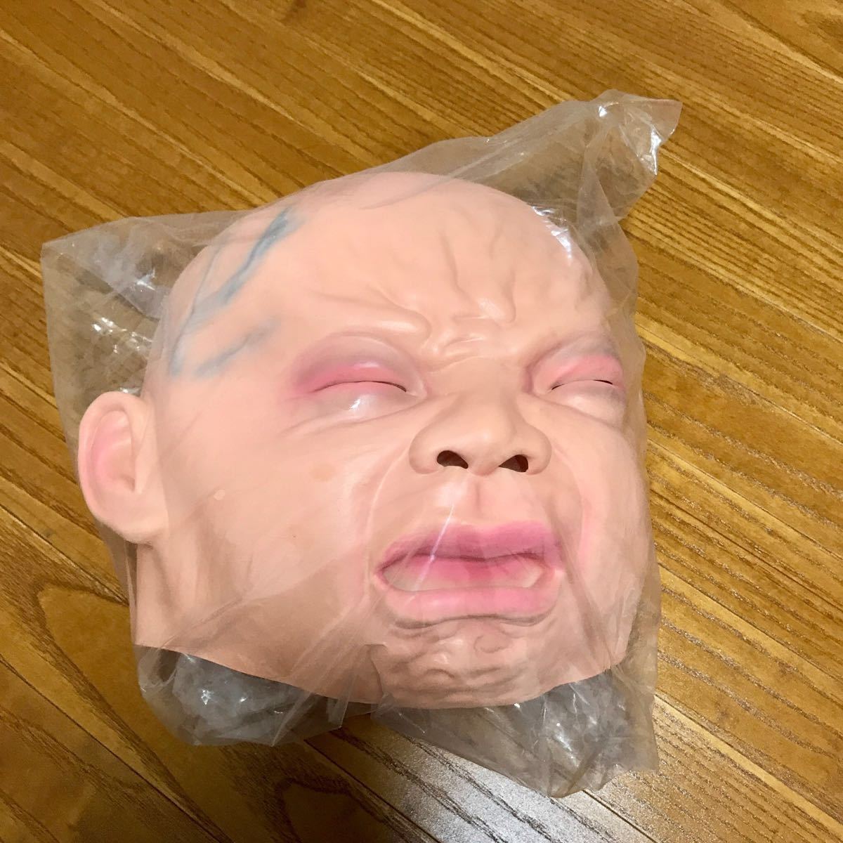 新品】☆フリマ☆【ガキ使】田中が被ってた赤ちゃん泣き顔マスク/2016