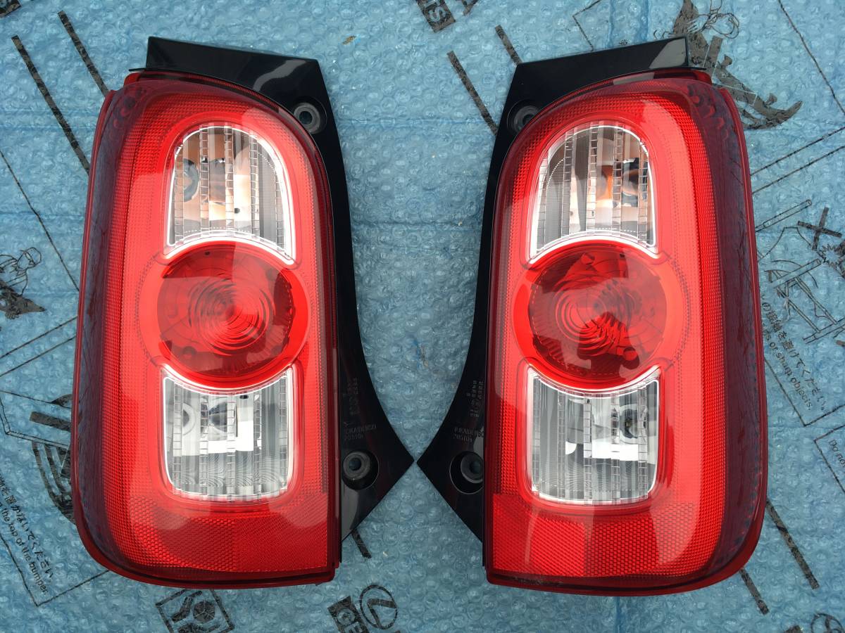 ダイハツ ミラココア テールランプ左右（L675S/L685S ダイハツ
