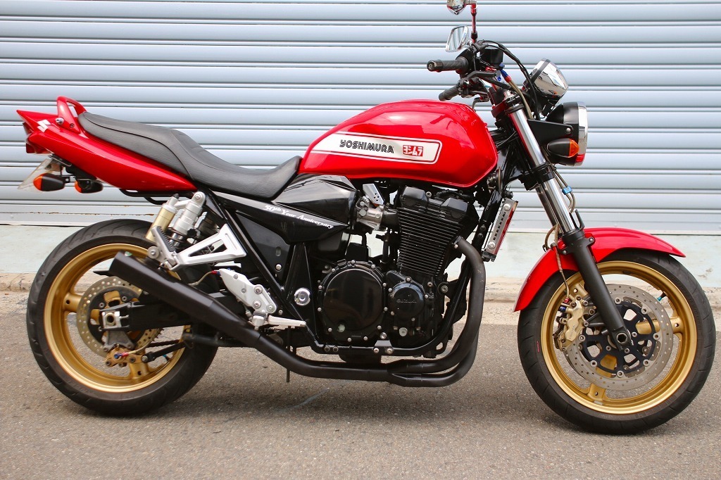 gsx1400 ビキニカウル はりかえ