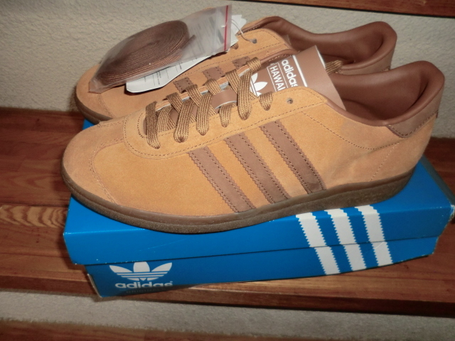 新品 新品 15年 限定 Adidas Hawaii ハワイ 27 5ｃｍ の落札情報詳細 ヤフオク落札価格情報 オークフリー スマートフォン版