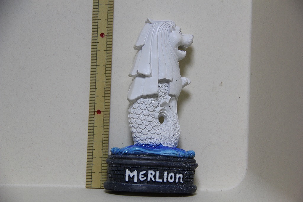 シンガポール マーライオン 置物 高さ 約 11cm 検索 Singapore Merion 観光 お土産 ランドマーク グッズ の落札情報詳細 ヤフオク落札価格情報 オークフリー スマートフォン版