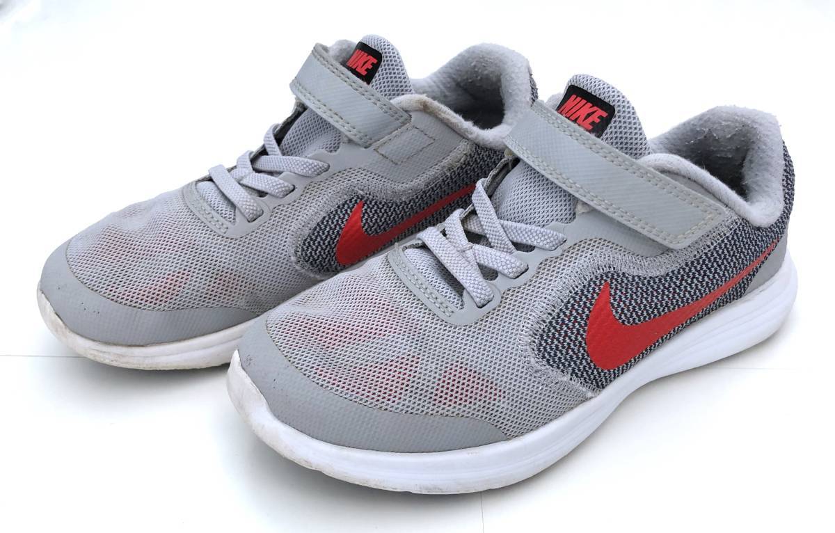 Nike ナイキ スニーカー レボリューション３ 21cm グレー レッド 運動靴キッズ子供 の落札情報詳細 ヤフオク落札価格情報 オークフリー スマートフォン版