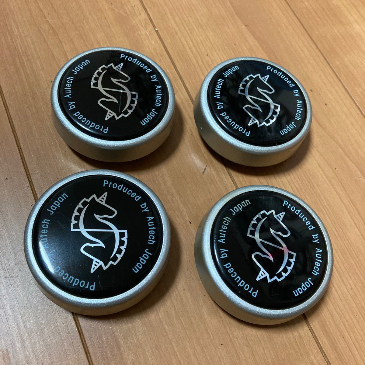 日産 純正 GT-R R32 ホイールセンターキャップ 4個セット NISSAN