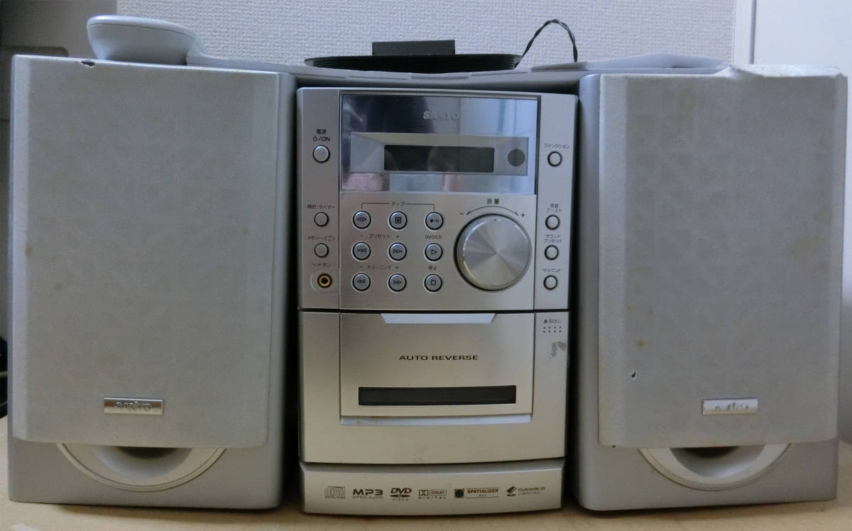 □ 匿名配送 DVDマイクロコンポーネントシステム SANYO DC-DVD 100