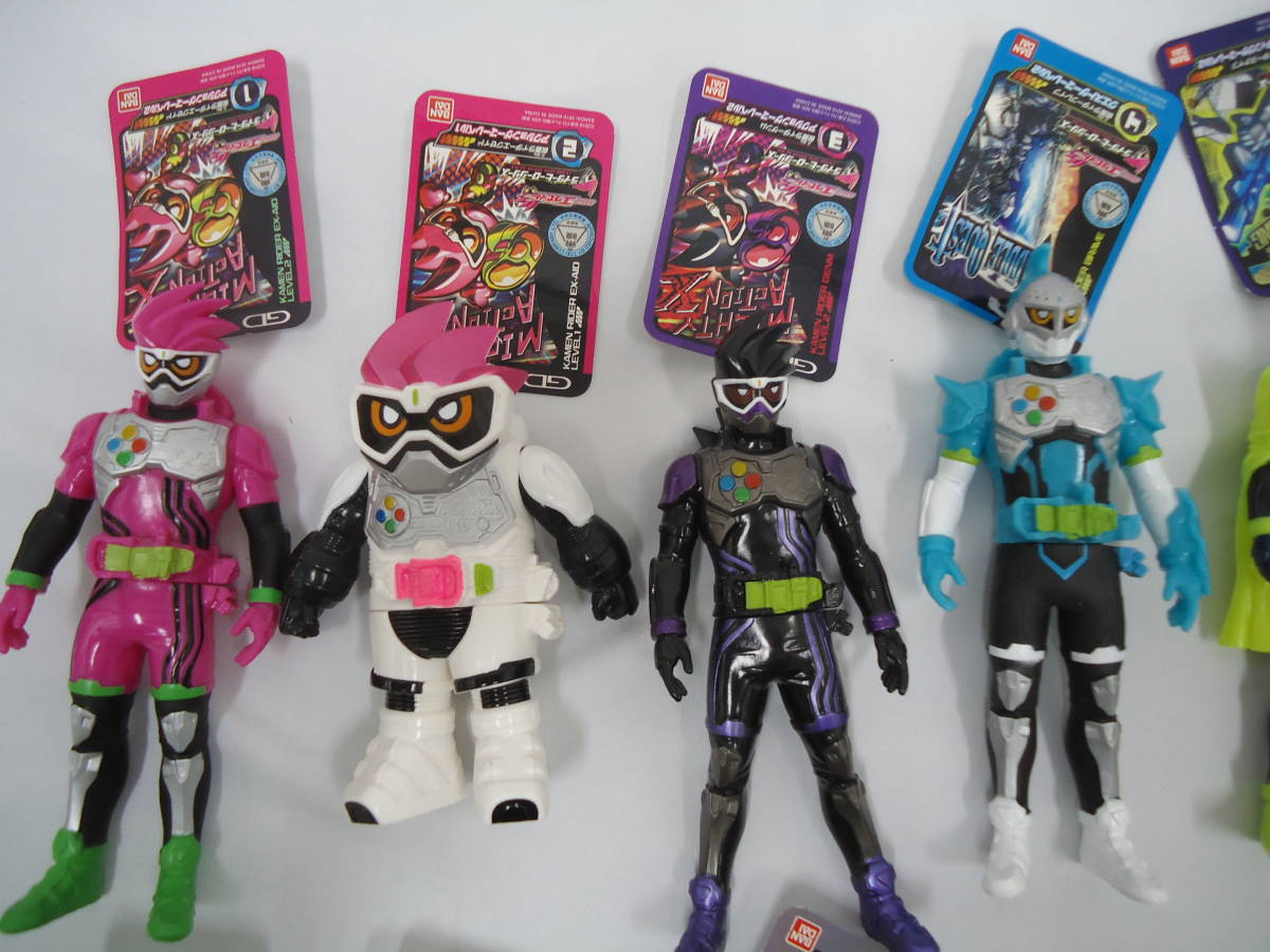 タグ付き 仮面ライダー エグゼイド ライダーヒーローシリーズ 13体