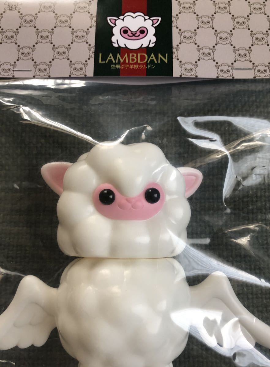 アートジャンキー新品・未開封「空飛ぶ子羊獣・ラムドン」 Amazon.co.jp: アートジャンキー・「空飛ぶ子羊獣・ラムドン