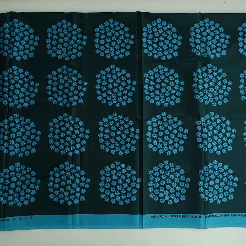 北欧 マリメッコ Marimekko プケッティ Puketti 生地 巾148 5ｘ1 青ブルー花コットン布テキスタイルファブリック07 61h02 の落札情報詳細 ヤフオク落札価格情報 オークフリー スマートフォン版