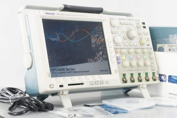 Jb Used Tektronix Dpo4034 Digital Phosphor Oscilloscope デジタルオシロスコープ 350mhz 2 5gs S 電源コード ソフト St 0435 の落札情報詳細 ヤフオク落札価格情報 オークフリー スマートフォン版
