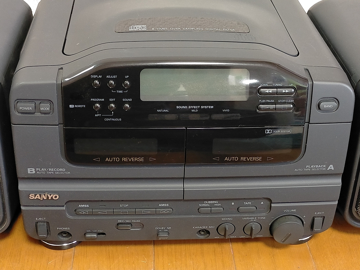 R09031 CDバブルラジカセ FM/AMラジオ カセット SANYO サンヨー