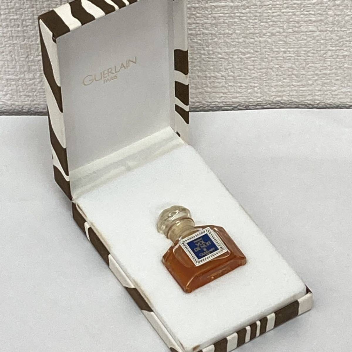 Guerlain 女性用香水 ゼブラ柄ボックス付き