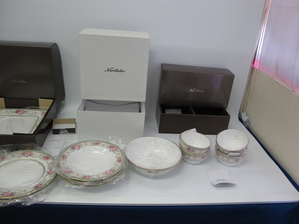 ノリタケ ダイヤモンドコレクション ローズパレス ケーキ皿 6枚 Noritake ノリタケ ダイヤモンドコレクション ローズパレス