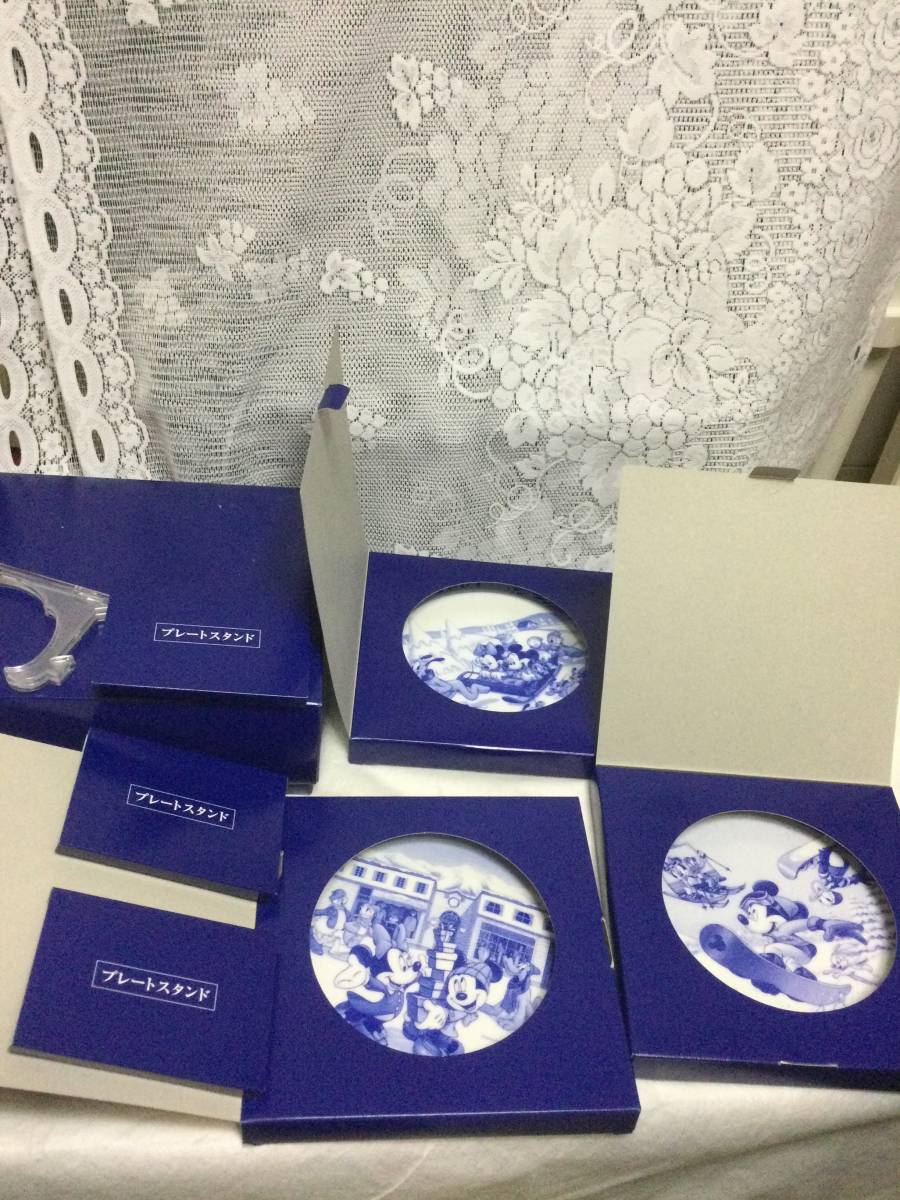 東京三菱銀行 ディズニー ミッキーマウス と仲間たち ノリタケ イヤープレート 1997 1998 1999 3枚セット の落札情報詳細 ヤフオク落札価格情報 オークフリー スマートフォン版