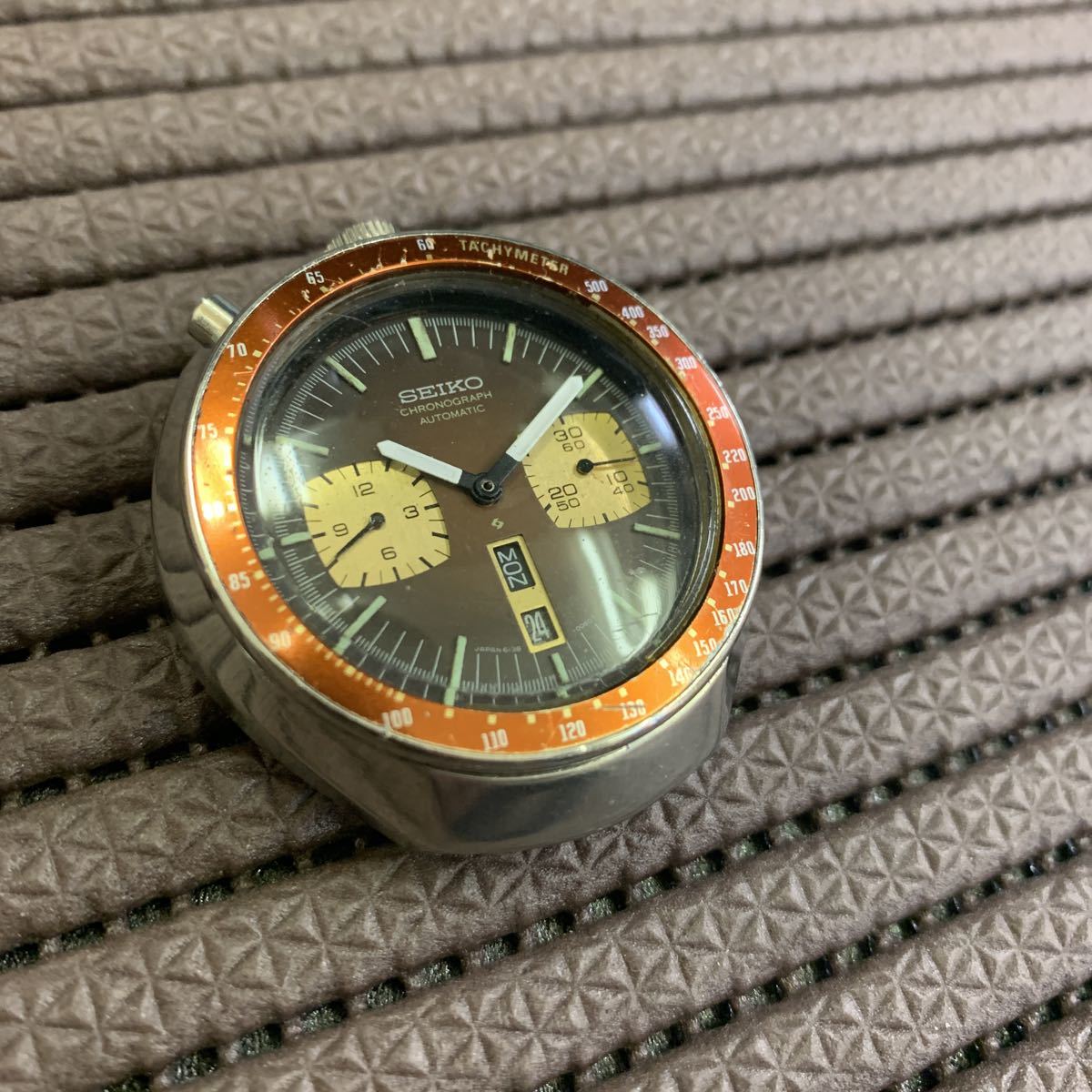 3.希少・不動品・SEIKO セイコー クロノグラフ Speed Timer スピードタイマー 6138-0040 黒馬 茶馬 ツノクロノ 腕時計 自動巻き メンズ の落札情報詳細| ヤフオク落札価格情報 オークフリー・スマートフォン版 3.希少・不動品・SEIKO セイコー クロノグラフ Speed Timer スピードタイマー 6138-0040 黒馬 茶馬 ツノクロノ 腕時計 自動巻き メンズ の落札情報詳細| ヤフオク落札価格情報 オークフリー・スマートフォン版