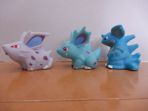 ☆送料無料！ポケットモンスター(ポケモンキッズ)指人形☆ニドラン