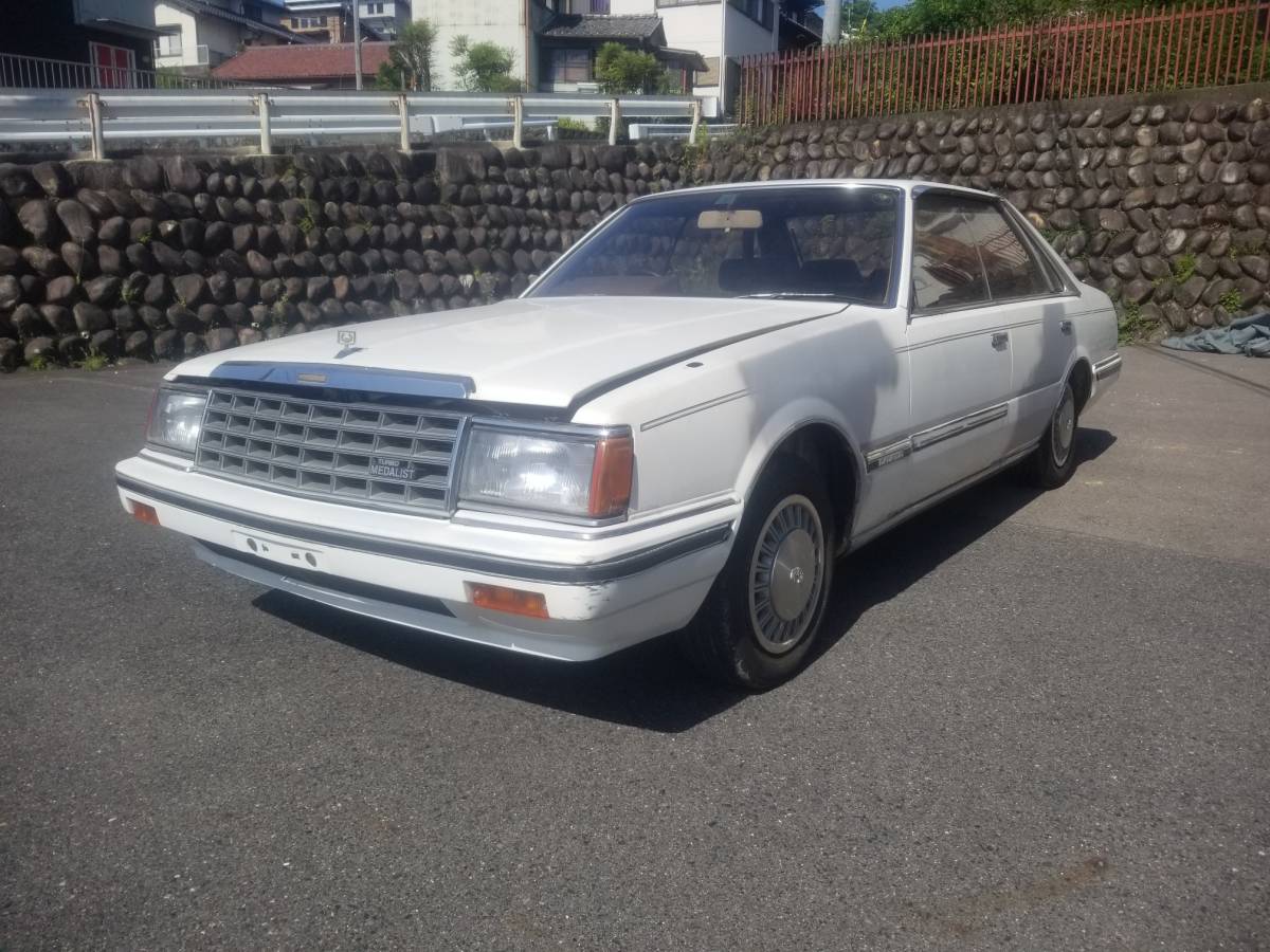 ローレル メダリスト C31 ハードトップ ハイソ L型 の落札情報詳細 ヤフオク落札価格情報 オークフリー スマートフォン版