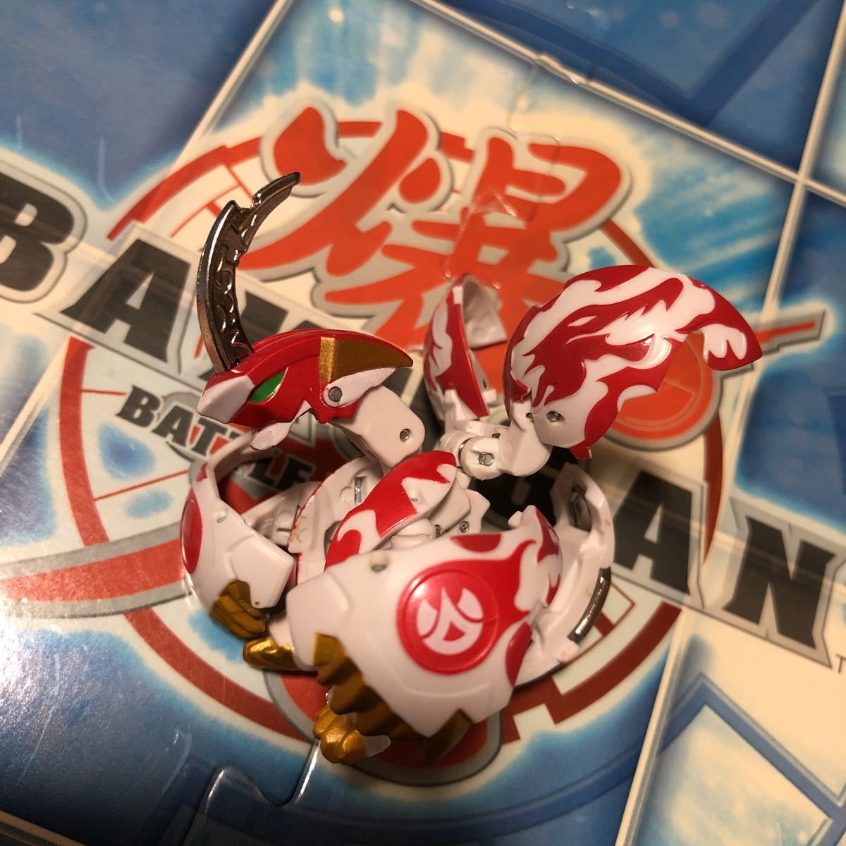 レア 爆丸【BAKUGAN】バクガン フィギュア 激レア 動作確認済み メタル