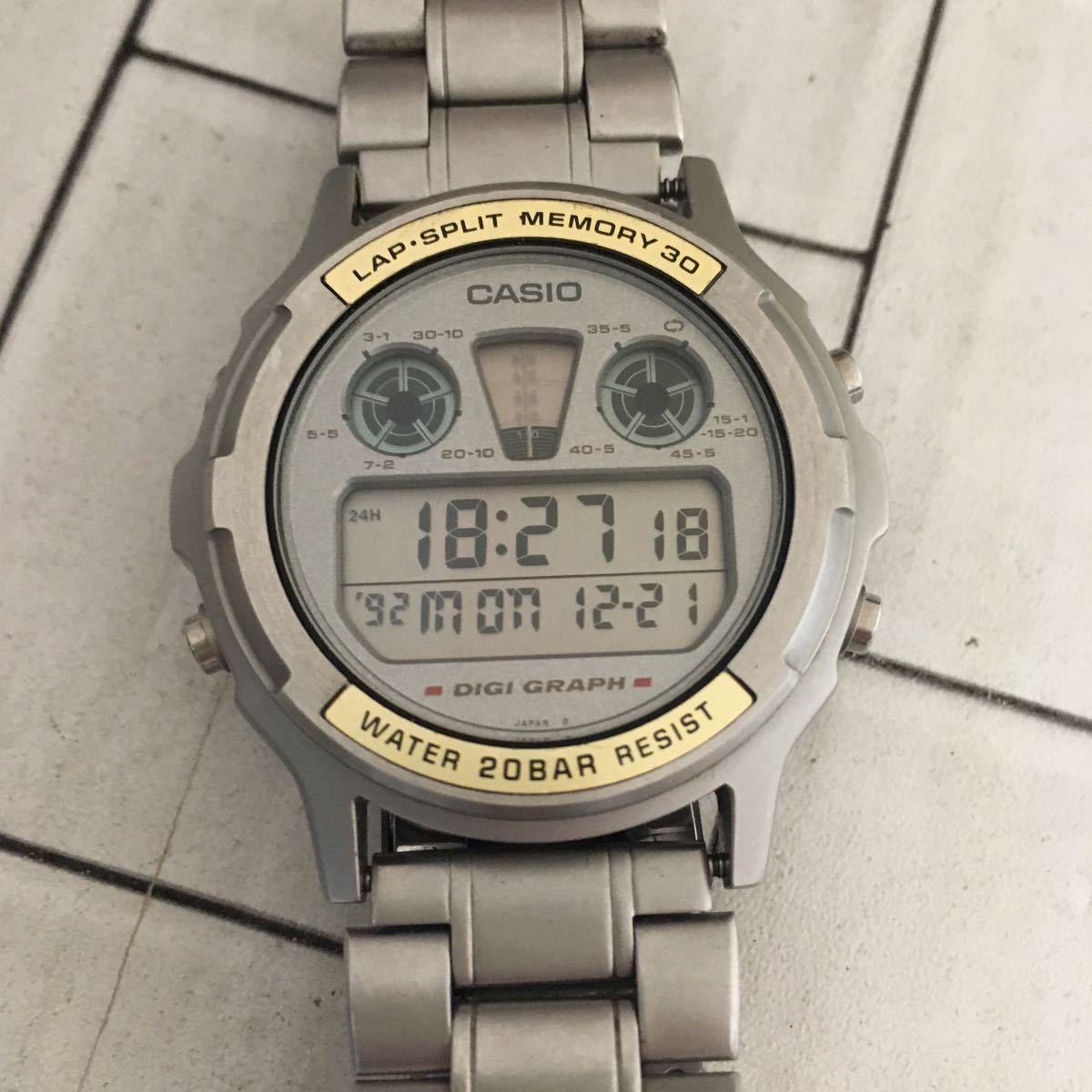 美品CASIO DW-3300 DIGI GRAPH デジタル腕時計